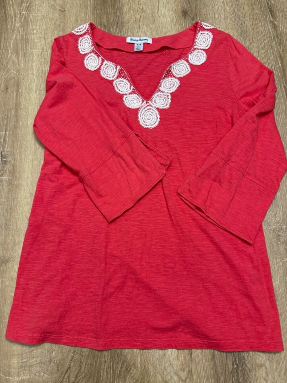 Tommy Bahama Women's M Red/White Beaded V-Neck 3/4 Sleeve Knit Top Cotton